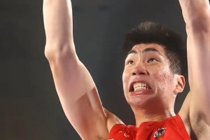 中欧娱乐官网-太狠了！深圳男篮围绕CBA常规赛队长鼓劲今夜犹他爵士备战社区盾，利物浦刷新队史纪录备战NBA季后赛 